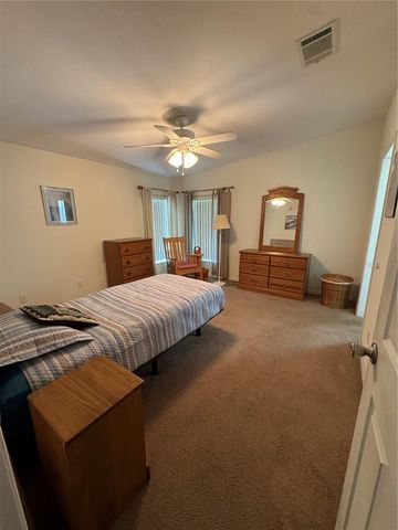 37437 GILL AVENUE, Zephyrhills, FL 33541