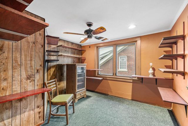 2718 Howell AVENUE, Milwaukee, WI 53207