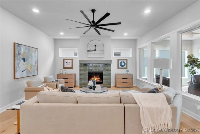 1230 N 71st Place, Broken Arrow, OK 74014