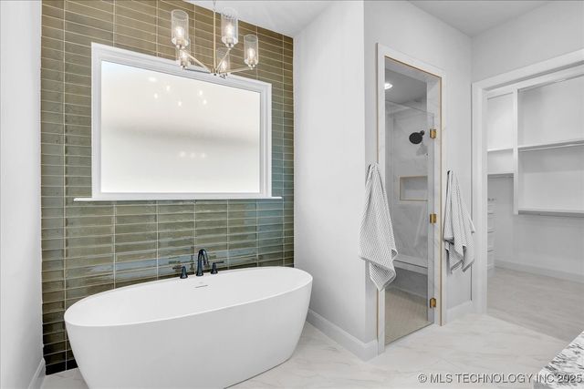 1230 N 71st Place, Broken Arrow, OK 74014