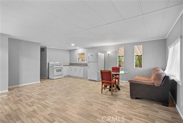 21100 State Street 330, San Jacinto, CA 92583