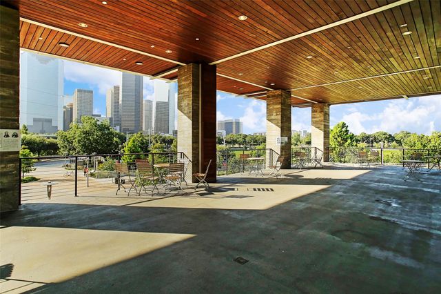 3331 Damico Street 401, Houston, TX 77019