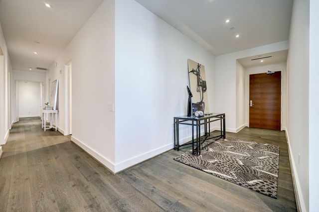 3331 Damico Street 401, Houston, TX 77019