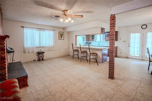 5325 Doe Avenue, Las Vegas, NV 89146