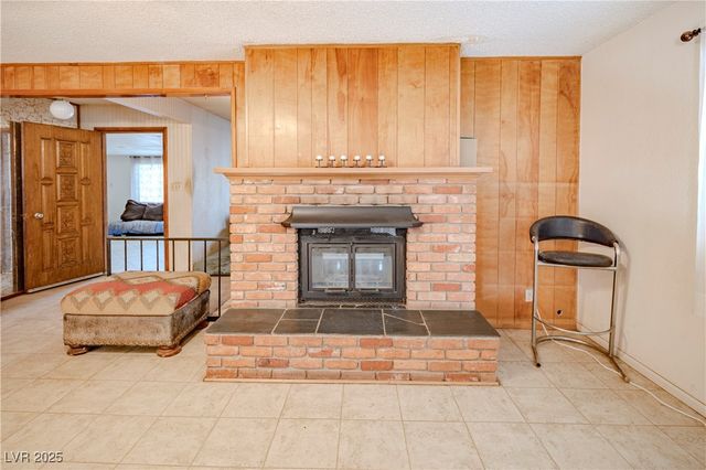 5325 Doe Avenue, Las Vegas, NV 89146