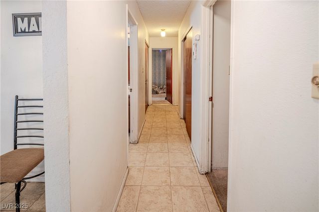 5325 Doe Avenue, Las Vegas, NV 89146