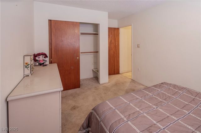 5325 Doe Avenue, Las Vegas, NV 89146