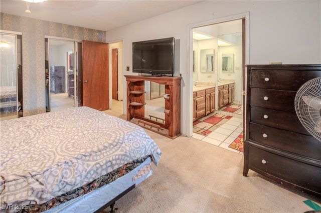 5325 Doe Avenue, Las Vegas, NV 89146