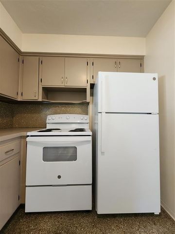 2707-2709 NE 32nd Street, Fort Lauderdale, FL 33306