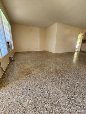 2707-2709 NE 32nd Street, Fort Lauderdale, FL 33306