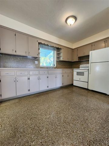 2707-2709 NE 32nd Street, Fort Lauderdale, FL 33306