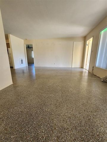 2707-2709 NE 32nd Street, Fort Lauderdale, FL 33306