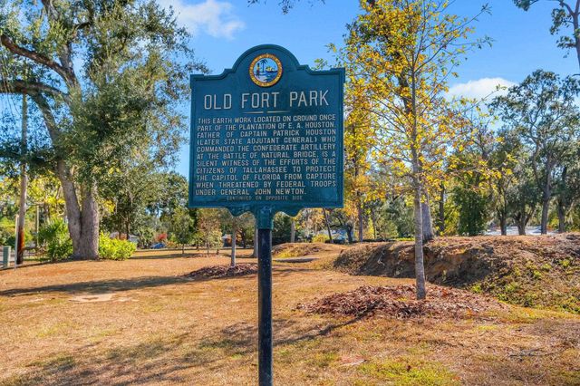 1003 Maple Drive, Tallahassee, FL 32301