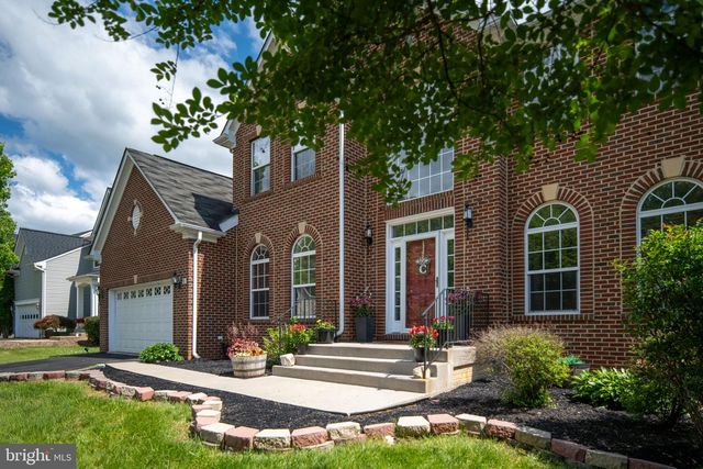 8 SAINT RICHARDS CT, Stafford, VA 22556