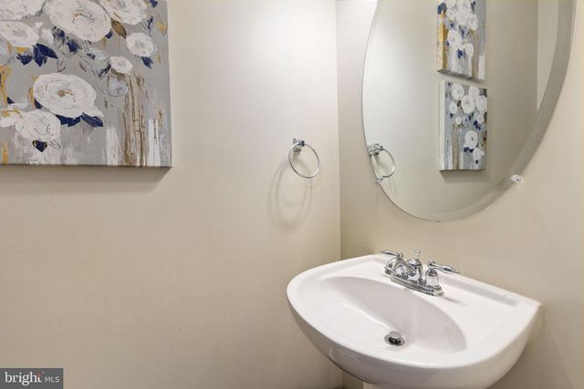 8 SAINT RICHARDS CT, Stafford, VA 22556