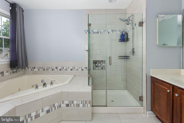 8 SAINT RICHARDS CT, Stafford, VA 22556