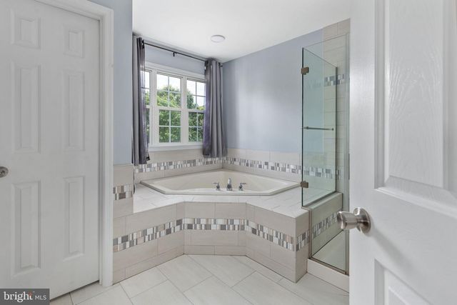 8 SAINT RICHARDS CT, Stafford, VA 22556