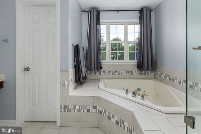 8 SAINT RICHARDS CT, Stafford, VA 22556