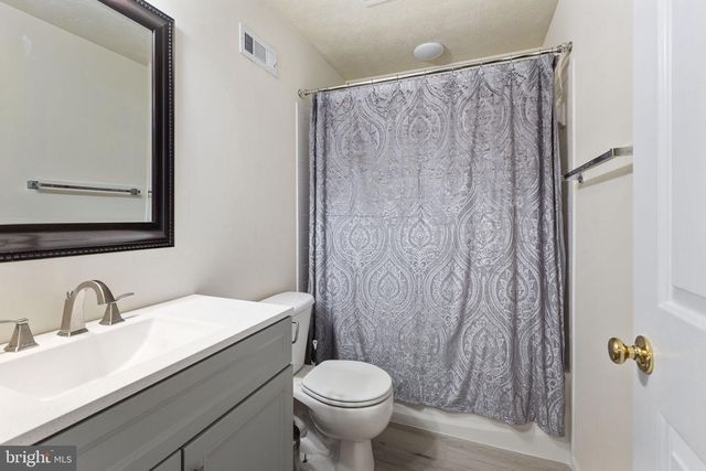 8 SAINT RICHARDS CT, Stafford, VA 22556
