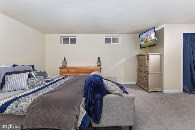 8 SAINT RICHARDS CT, Stafford, VA 22556
