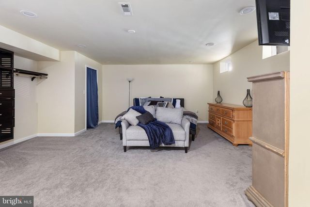 8 SAINT RICHARDS CT, Stafford, VA 22556