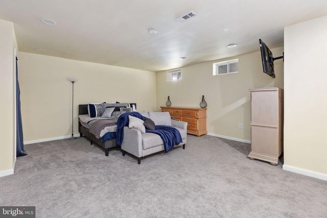 8 SAINT RICHARDS CT, Stafford, VA 22556