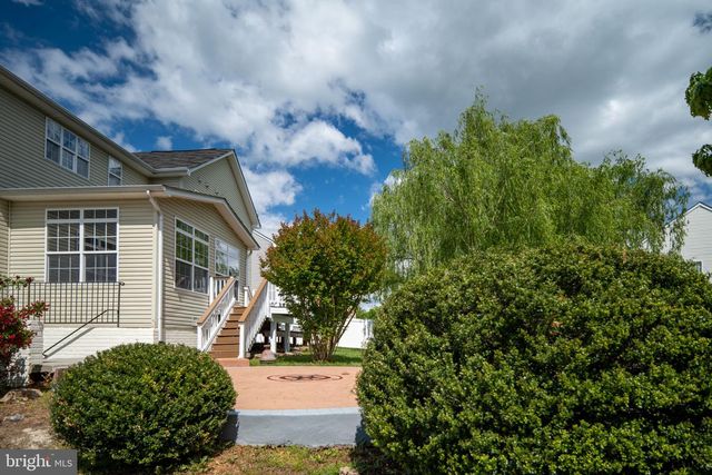 8 SAINT RICHARDS CT, Stafford, VA 22556