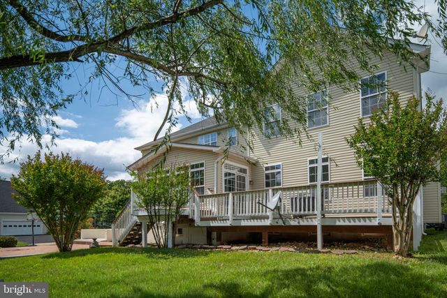 8 SAINT RICHARDS CT, Stafford, VA 22556