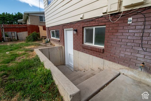 177 S 200 E, Orem, UT 84058