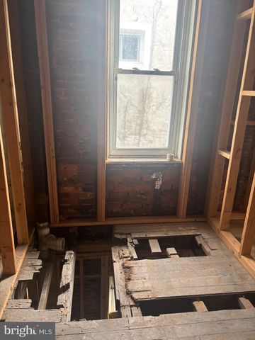 2604 W LEHIGH AVE, Philadelphia, PA 19132