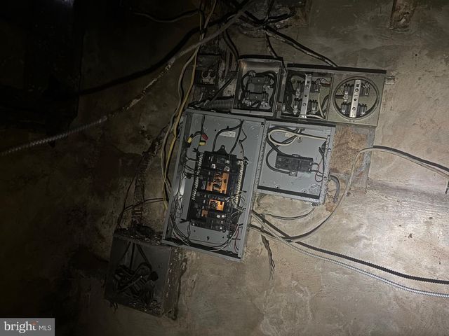 2604 W LEHIGH AVE, Philadelphia, PA 19132