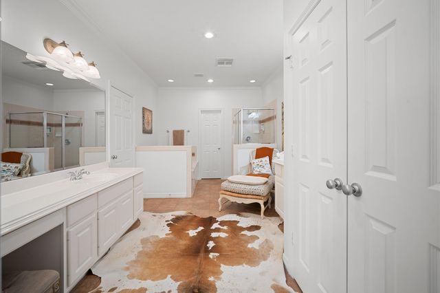 1507 Shady Villa Fern, Houston, TX 77055