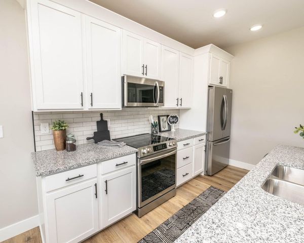 2917 Seminole Way, Piqua, OH 45356