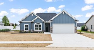 2917 Seminole Way, Piqua, OH 45356