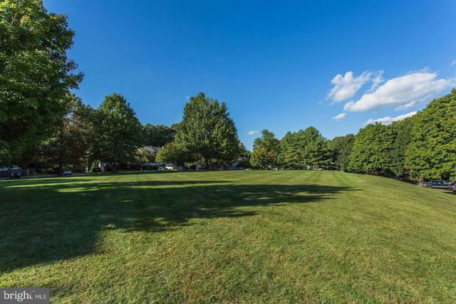 6036 OLD LANDING WAY, Burke, VA 22015