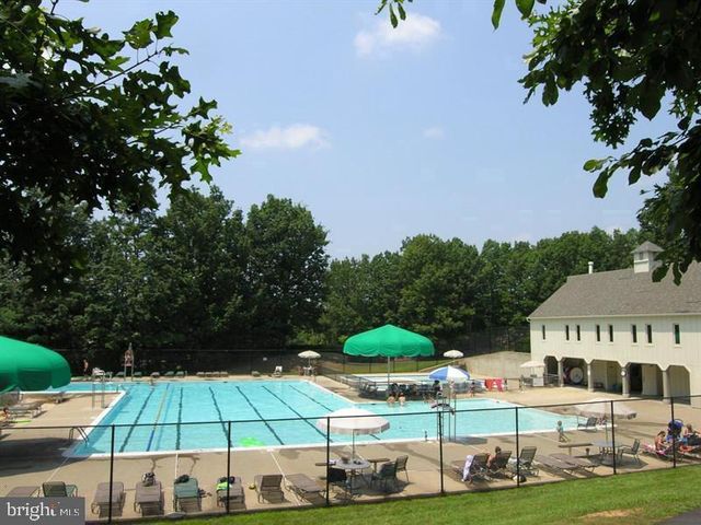 6036 OLD LANDING WAY, Burke, VA 22015