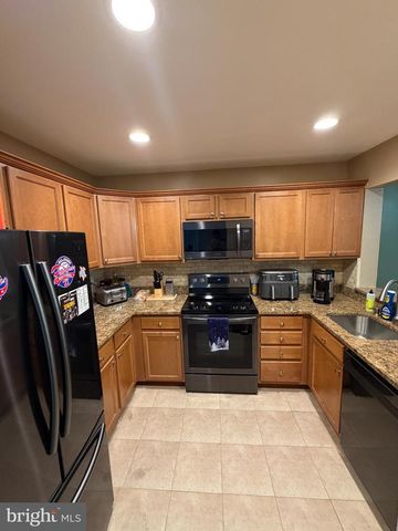 6036 OLD LANDING WAY, Burke, VA 22015