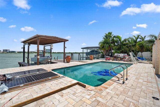 246 BAYSIDE DRIVE, Clearwater Beach, FL 33767