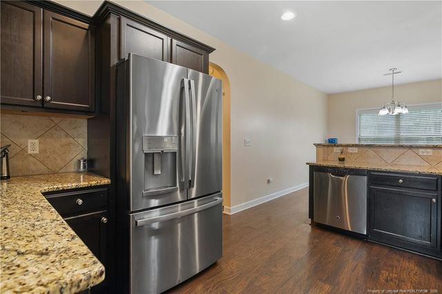 945 Pecan Grove Loop, Hope Mills, NC 28348