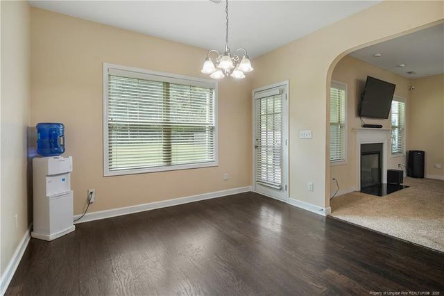 945 Pecan Grove Loop, Hope Mills, NC 28348