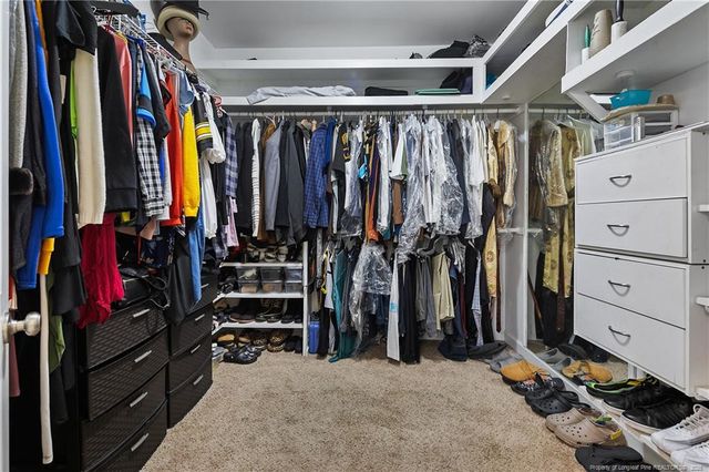 945 Pecan Grove Loop, Hope Mills, NC 28348