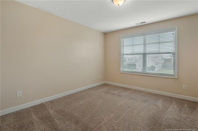 945 Pecan Grove Loop, Hope Mills, NC 28348