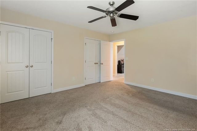 945 Pecan Grove Loop, Hope Mills, NC 28348