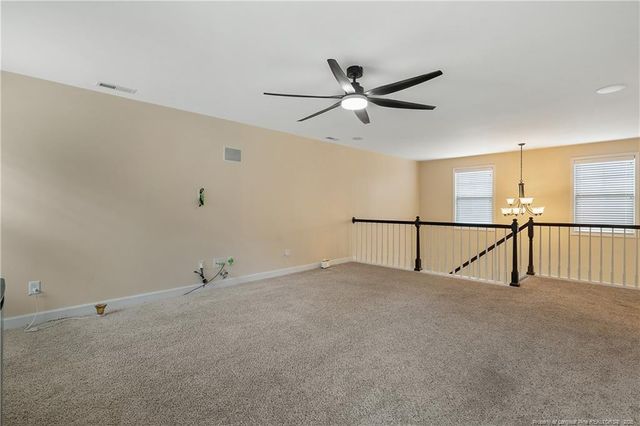 945 Pecan Grove Loop, Hope Mills, NC 28348