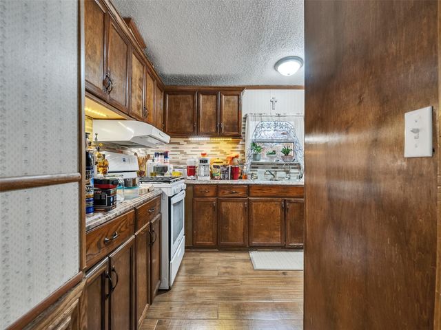 1010 Airline N, Rosharon, TX 77583