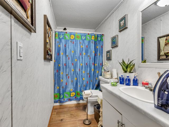 1010 Airline N, Rosharon, TX 77583