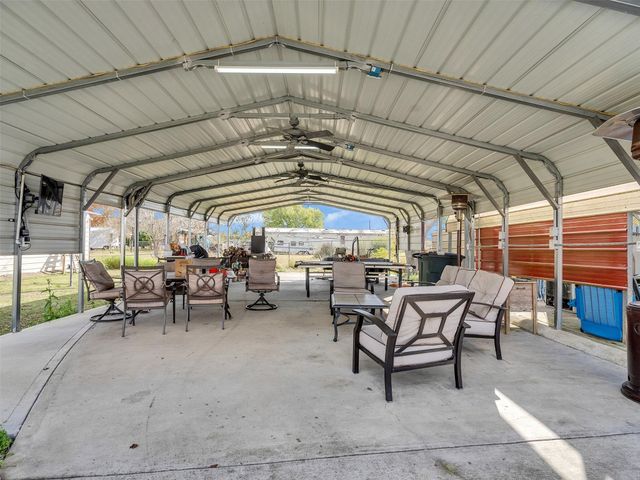 1010 Airline N, Rosharon, TX 77583