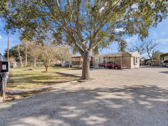 1010 Airline N, Rosharon, TX 77583