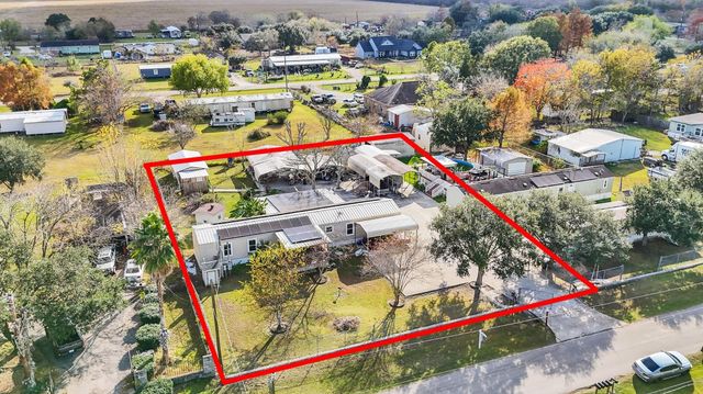 1010 Airline N, Rosharon, TX 77583