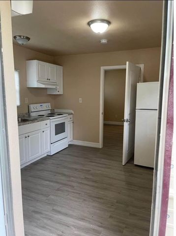 1010 Airline N, Rosharon, TX 77583